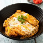 CHICKEN KATSUDON